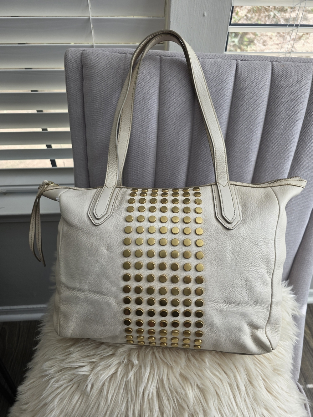 Fossil 1954 Sydney  White Leather Tote Bag with Gold Stud Detail. Used.